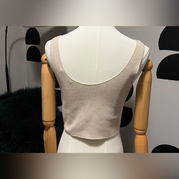 Sweetheart Neckline Crop Knit Tank - Picture 3 of 3